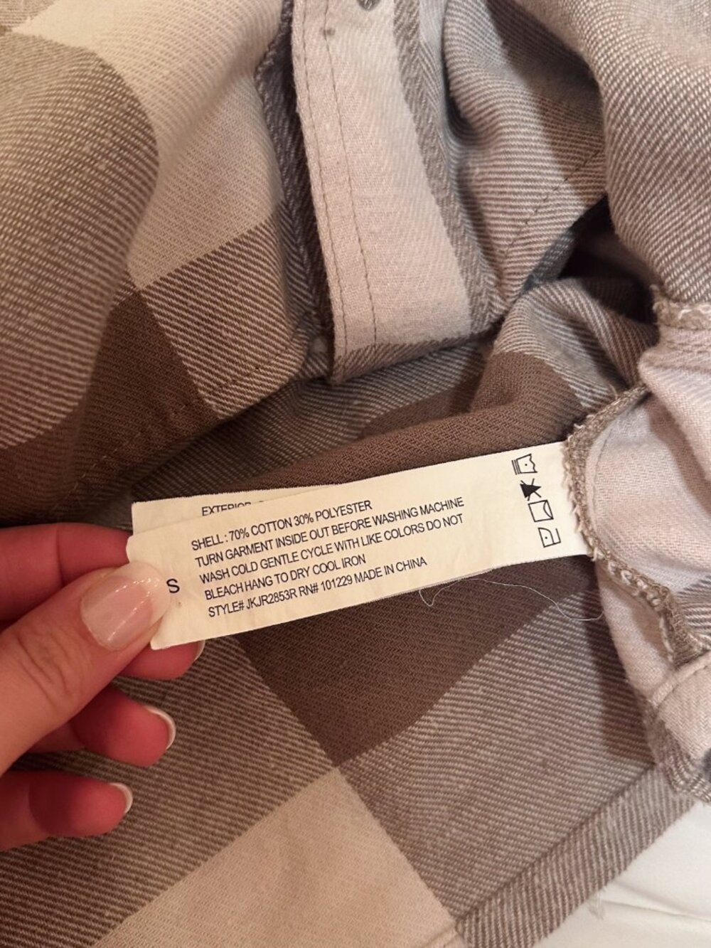 Tan Plaid Cropped Flannel - Size Small - Picture 5 of 5